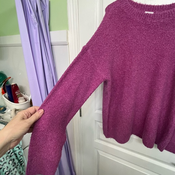 Core Life Women’s Violet Polyester Blend Long Sleeved Crew Neck Sweater Sz M NEW - Picture 2 of 6